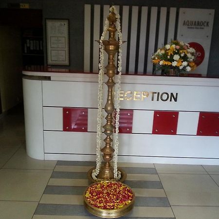 Aquarock Hotel Kazhakuttam Екстериор снимка