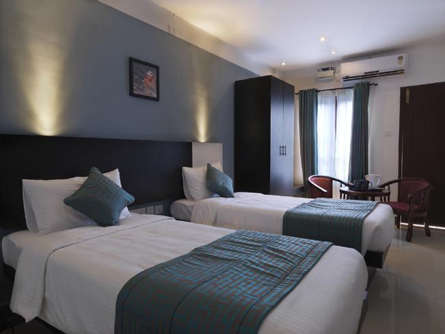 Aquarock Hotel Kazhakuttam Стая снимка